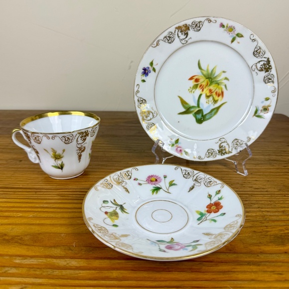 Vintage European Bone China Tea Trio – Floral Gold Filigree | Cup Saucer Plate - Picture 7 of 9